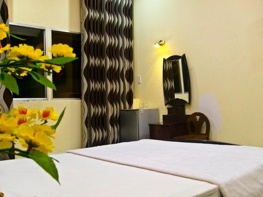 Hoai Pho Hotel Ho Chi Minh City Exterior photo